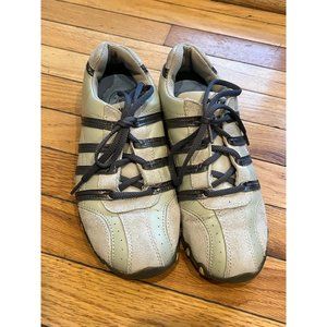 skechers beige sneakers